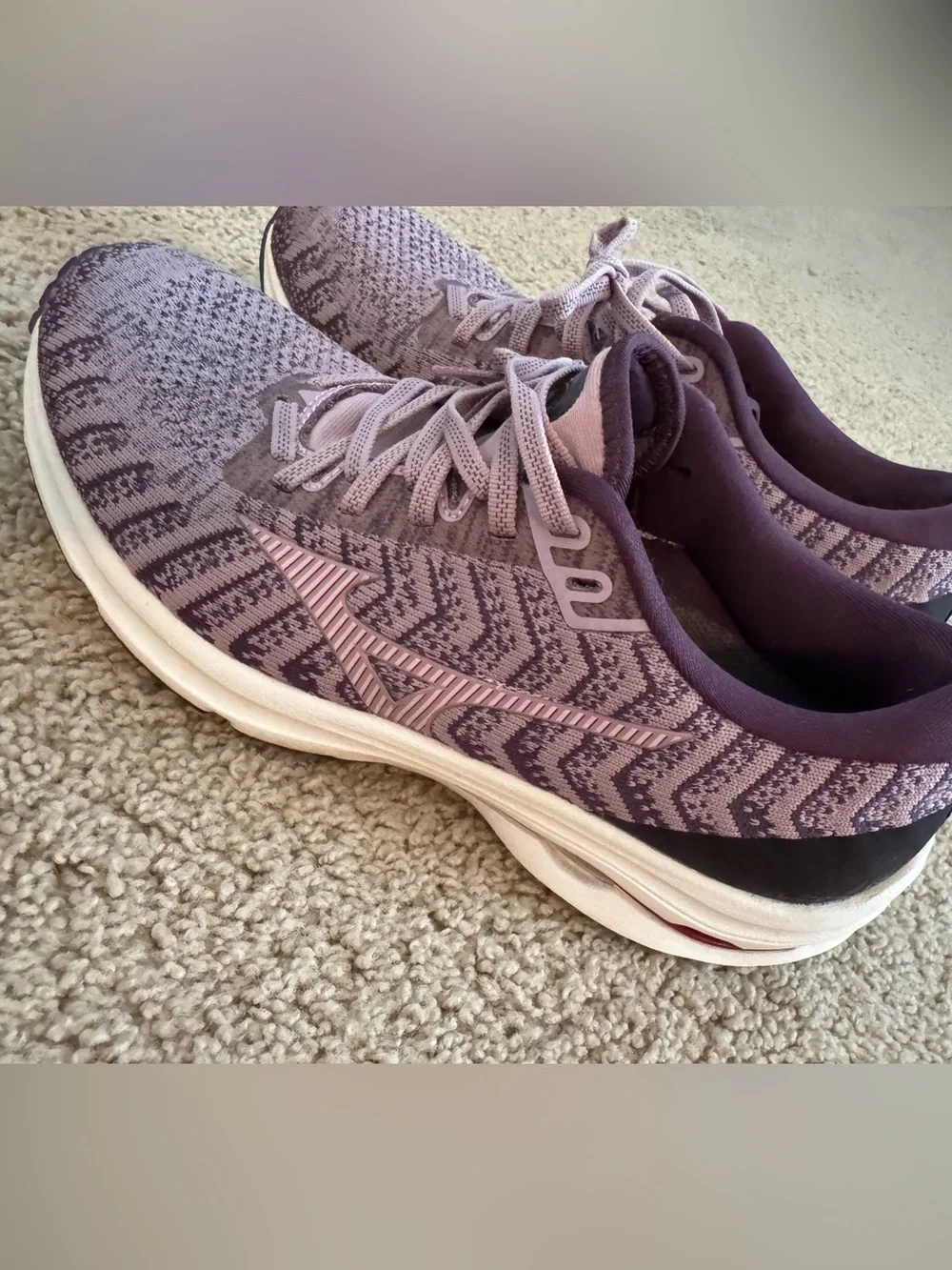 Mizuno Women's Lavender Wave Rider Knit Athletic Sneakers